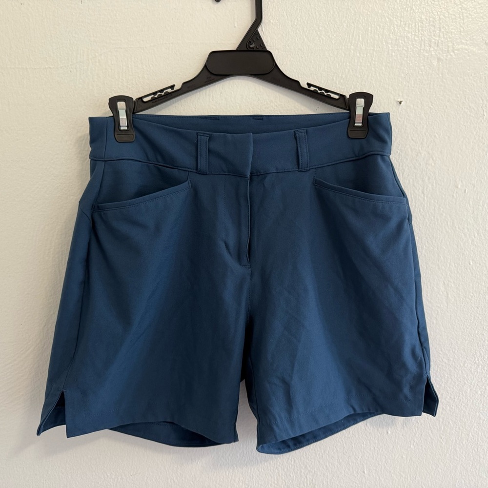 Adidas Women's Solid 5" Golf Shorts - 2 - NWOT